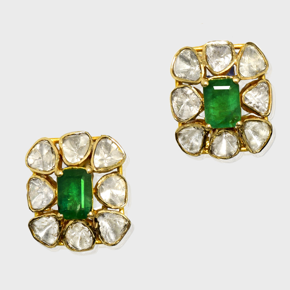 Exquisite fusion-style choker necklace and earring set, featuring dazzling diamond Polki and a striking emerald octagon. - KMNE3547