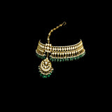 Royal Kundan mathapatti adorned with teardrop polki diamonds and emerald bead drops. A majestic bridal accessory blending traditional grandeur with timeless elegance for a regal look.(KMBOR0113)