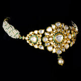 Small ard necklace and earring pair in 18k gold and uncut diamond in green enameled work. - KMNE3206