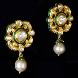 Small ard necklace and earring pair in 18k gold and uncut diamond in green enameled work. - KMNE3206