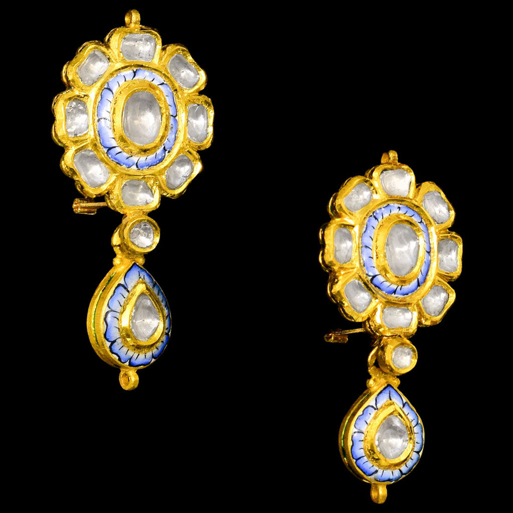 Elevate your style with our turquoise and white painting - (KMNE3431)