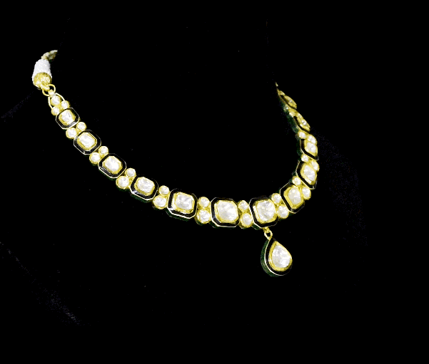 *"Elegant  necklace set—perfect for any occasion. Timeless design, high-quality craftsmanship. Versatile, necklace, and ideal for gifting. Elevate your style effortlessly. ✨ Shop now!"* (KMNE3540)