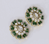 Make a bold statement with this stunning fusion-style necklace set, featuring a dazzling blend of diamond polki, round diamonds, and rich emerald beads. A perfect mix of tradition and modern glamour.(KMNE3592)