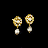 A timeless polki diamond pendant set crafted in gold, beautifully paired with pearl stringing and South Sea pearls, creating a graceful blend of heritage elegance and refined sophistication for every occasion. (KMPE1393)