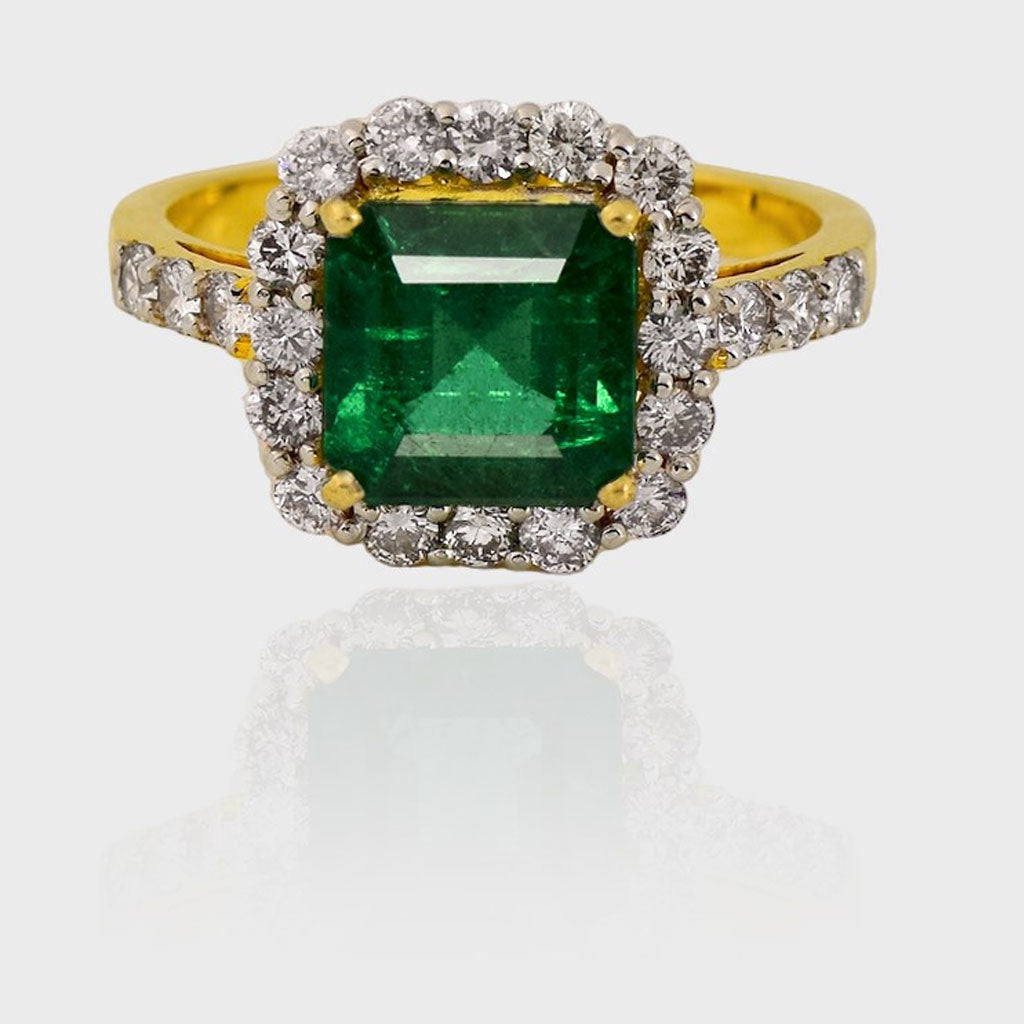 Introducing our breathtaking Emerald Octagon and Diamond Ring, a true statement piece destined to dazzle and delight (PGDAJ)