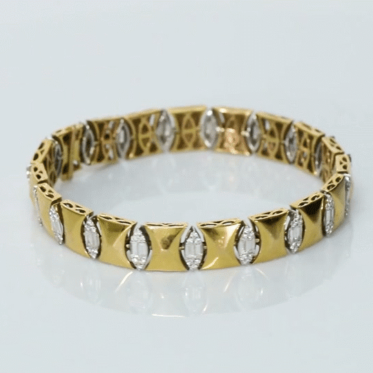 Sleek gold meets shimmering diamonds in a flexible design—crafted for effortless elegance and everyday luxury. (PGDBR073)