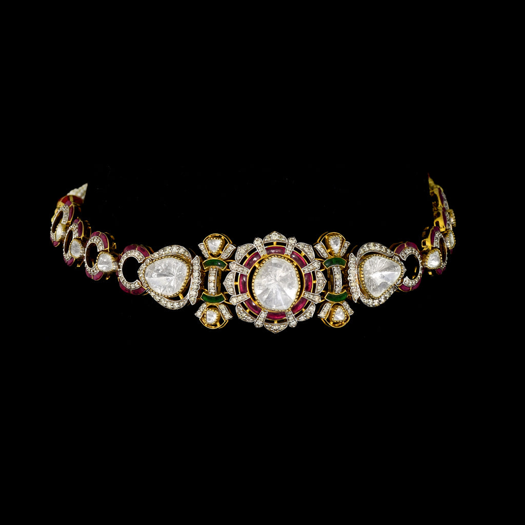 Stunning fusion-style choker necklace featuring diamond Polki, sparkling round diamonds, and subtle red enamel accents.(WDN1215)