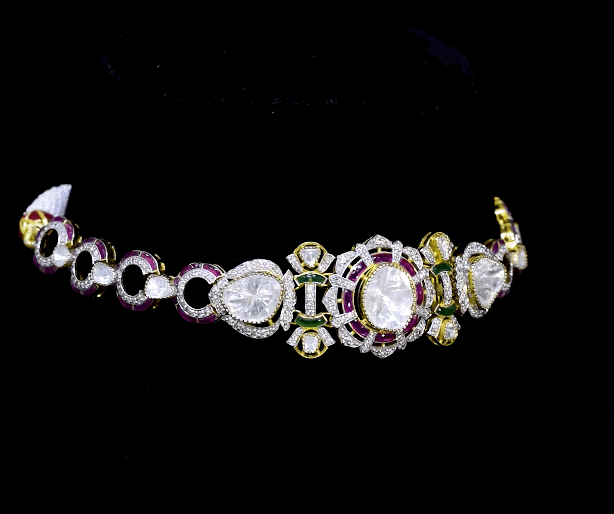 Stunning fusion-style choker necklace featuring diamond Polki, sparkling round diamonds, and subtle red enamel accents.(WDN1215)