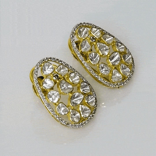 A graceful fusion of Diamond Polki and diamonds, crafted for timeless elegance and sparkle.(WDN1267)
